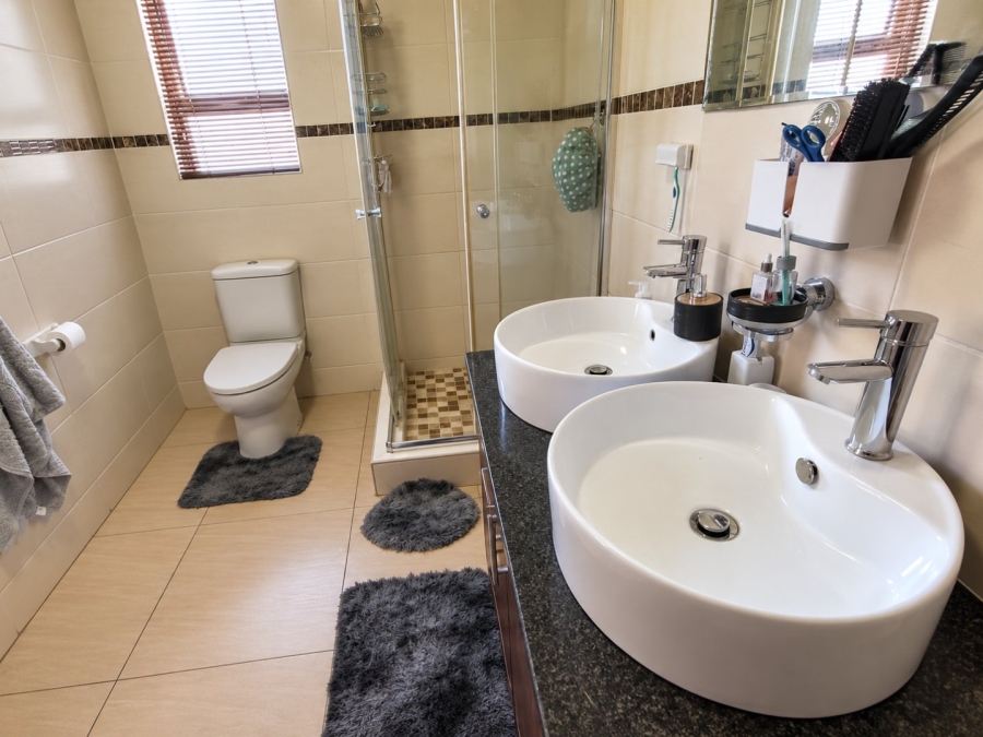 3 Bedroom Property for Sale in Shellyvale Free State